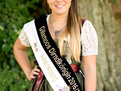 Autogrammkarte Gillamoos Dirndlkönigin Julia Kiermeier