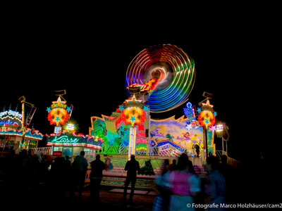 Gillamoos Fahrgeschäfte | © Marco Holzhäuser