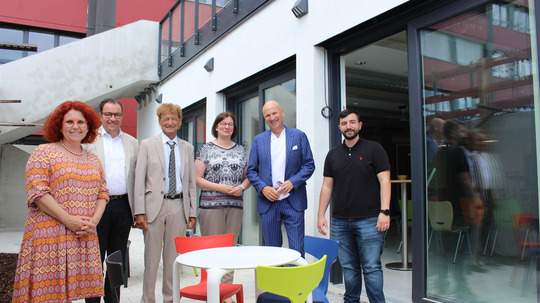 Schulmensa hat den kirchlichen Segen