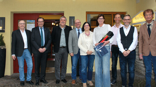  Kundig, wertvoll, immer heiter