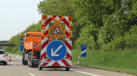 Teilsperrung an der A93