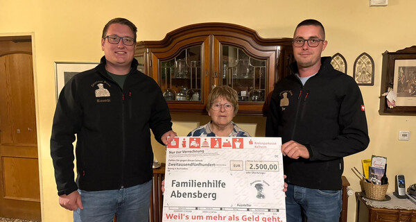 Spendenübergabe an die Familienhilfe Abensberg