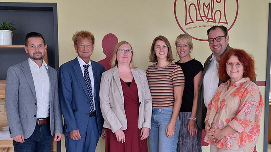 Helfen, aber auch eingreifen