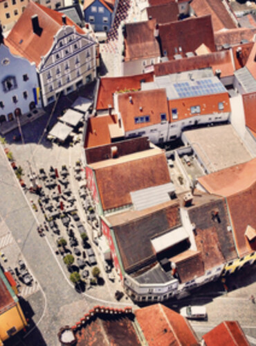 Stadtplatz mit Rathaus | © Michael Glashauser