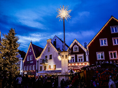 Hüttenzauber am Stadtplatz | © märzmedia